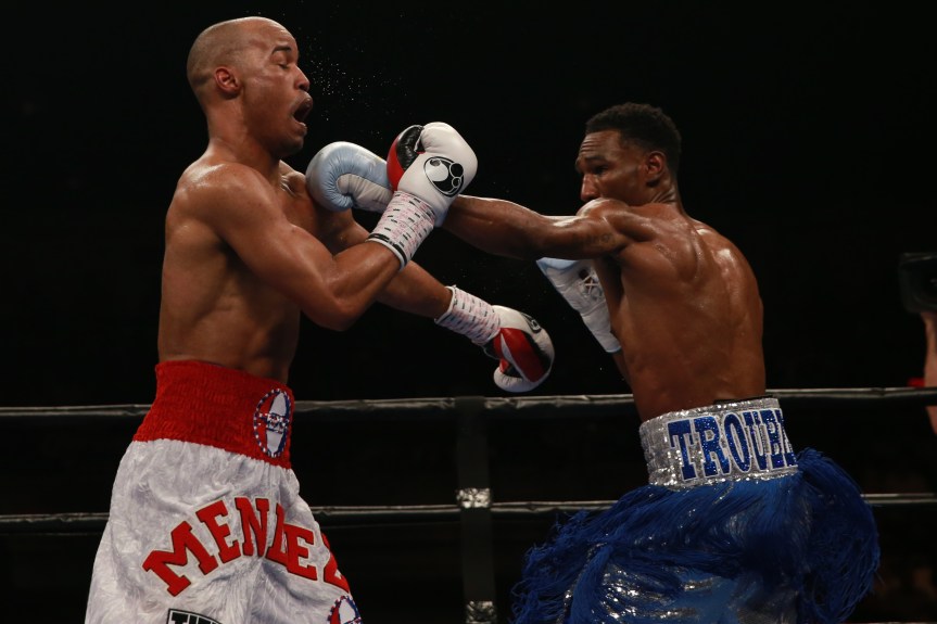 Easter vs Mendez_Fight_Nabeel Ahmad _ Premier Boxing Champions-2